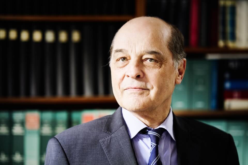 Portraitbild Herr Lutz